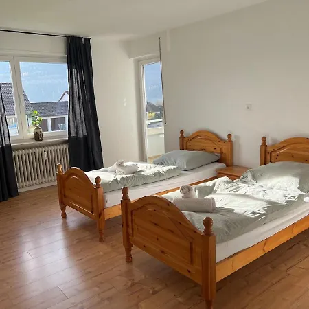 Ruhige Mit Pano Blick Appartamento